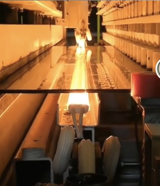 Glass container inspection heater