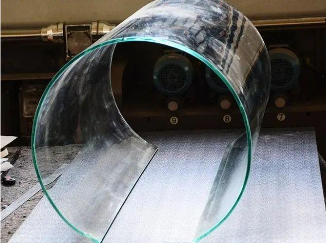 Wine glass annealing heater