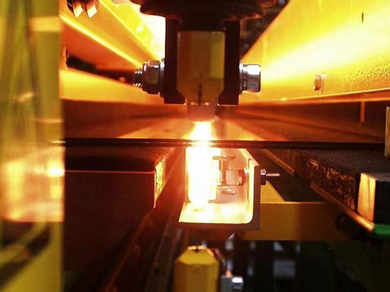 Bottle annealing furnace heater